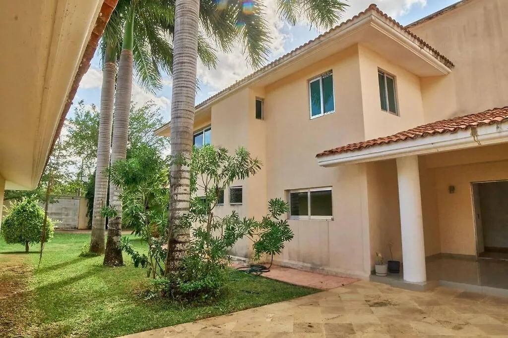 Profile 2 Villa Cancun
